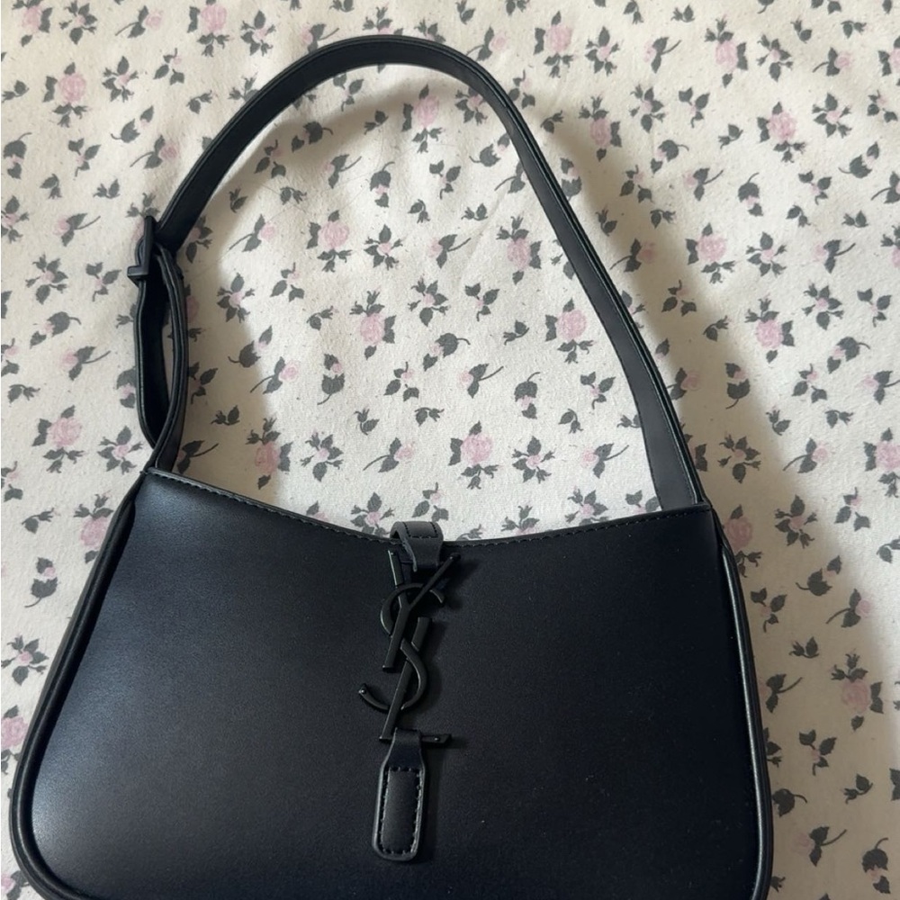 Yves Saint Laurent Black Shoulder Bag with Structured Design